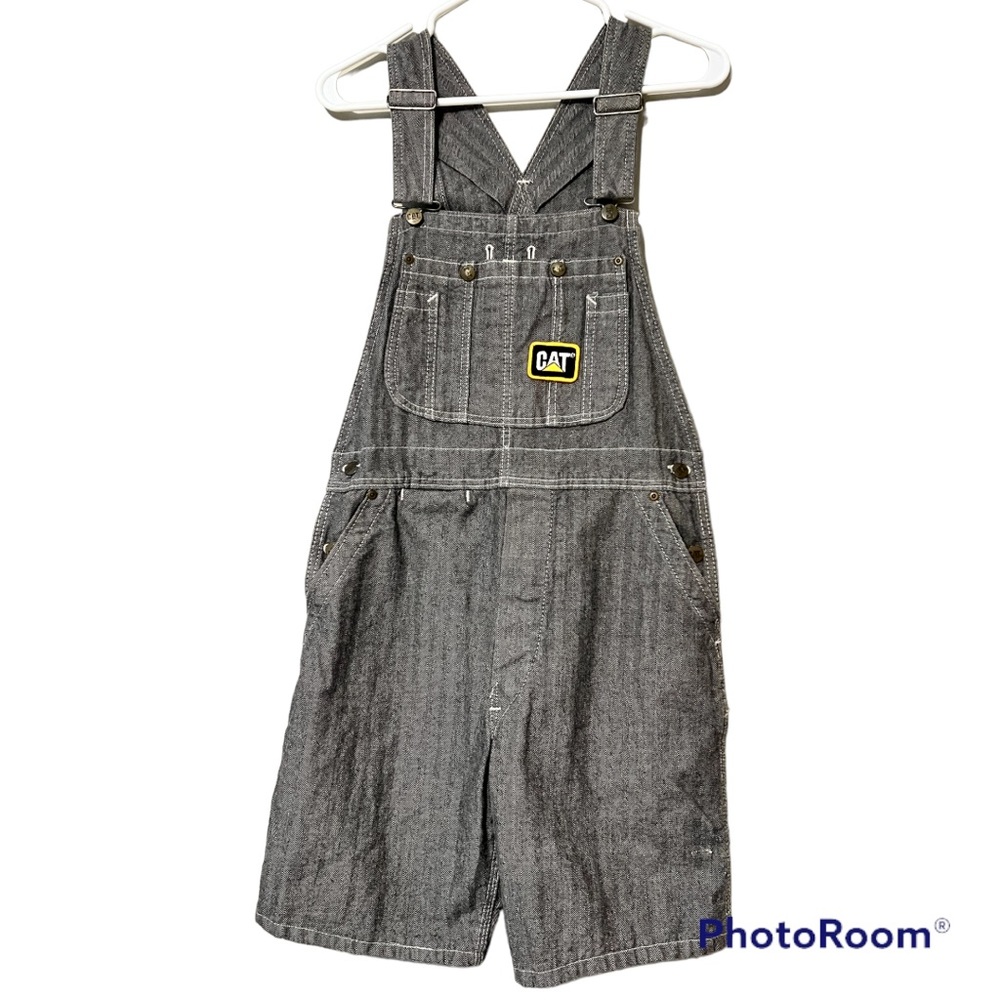 COPY - CATERPILLAR short overalls see measurements for size no tag buttons side